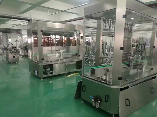 慶賀，星格醬料灌裝機(jī)訂購量暴增(圖1)